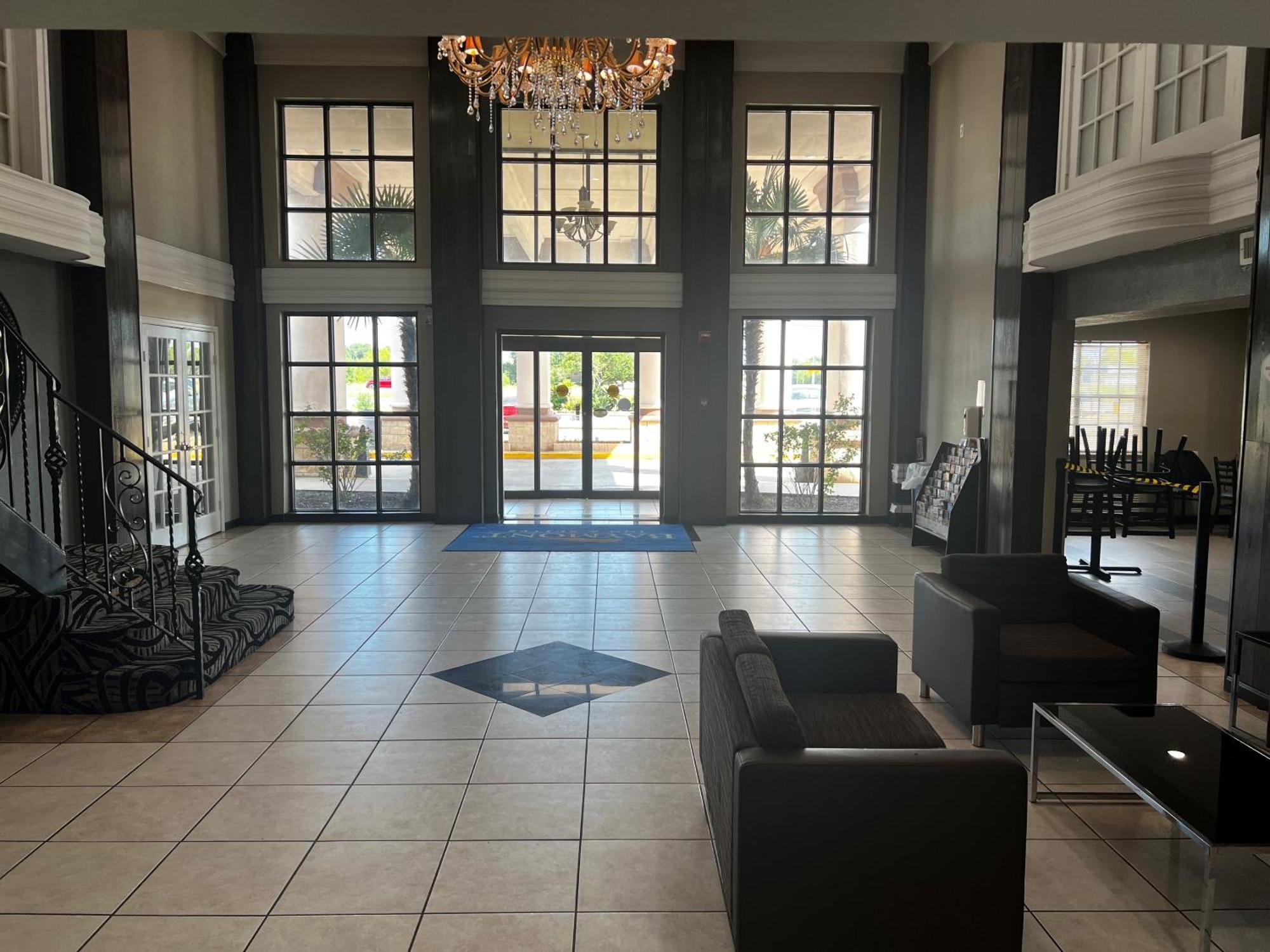 Baymont By Wyndham Port Arthur - Groves Area Exterior foto